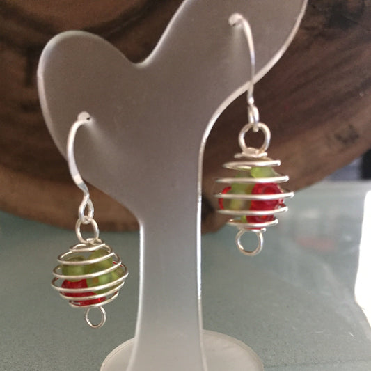 Wire Sphere & Multicolor Mini Glass Bead Earrings 1.25" Red Green Lightweight Casual Dainty Delicate